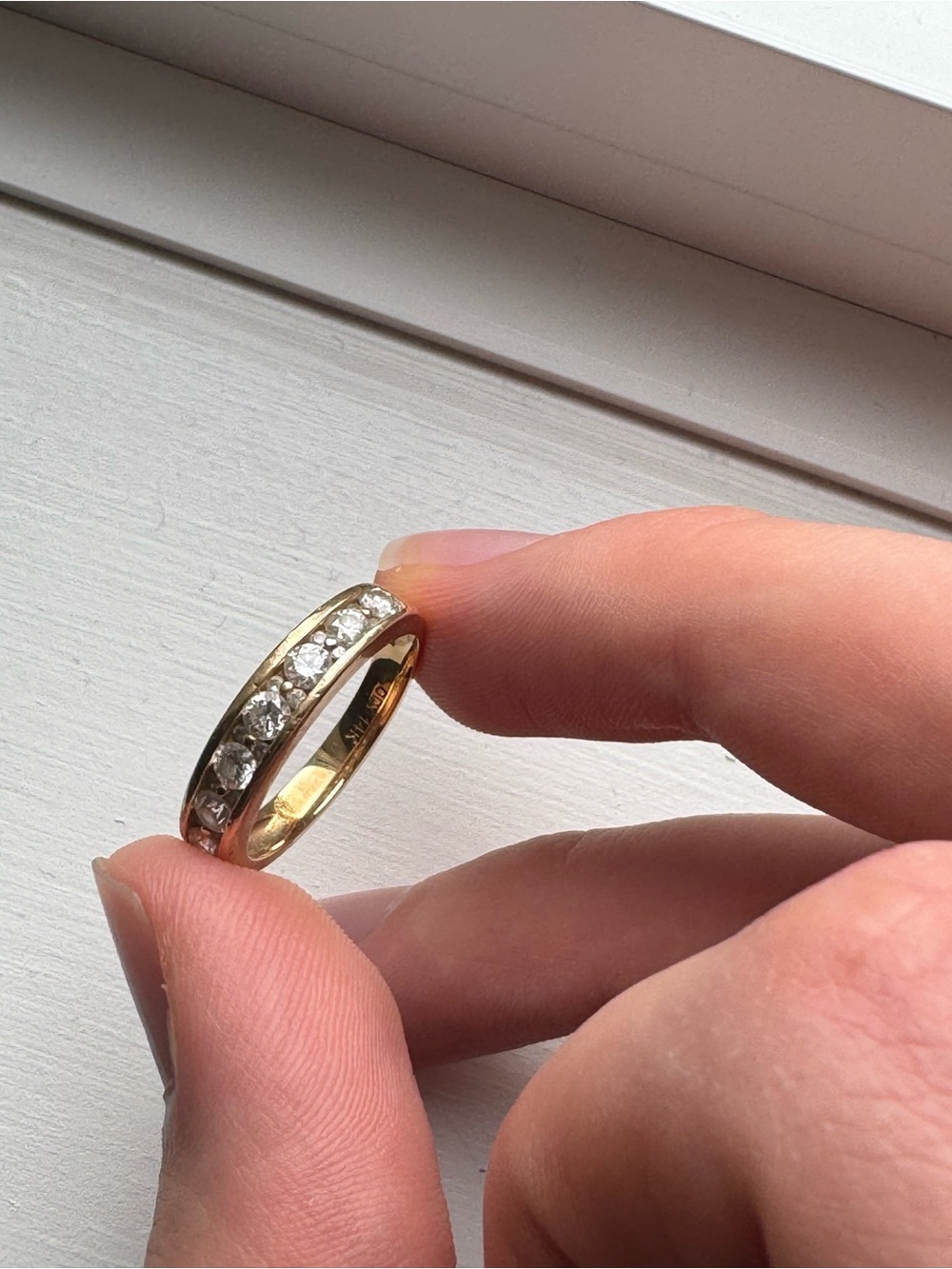 14K Yellow Gold Natural Diamond 7-Stone Band Ring
